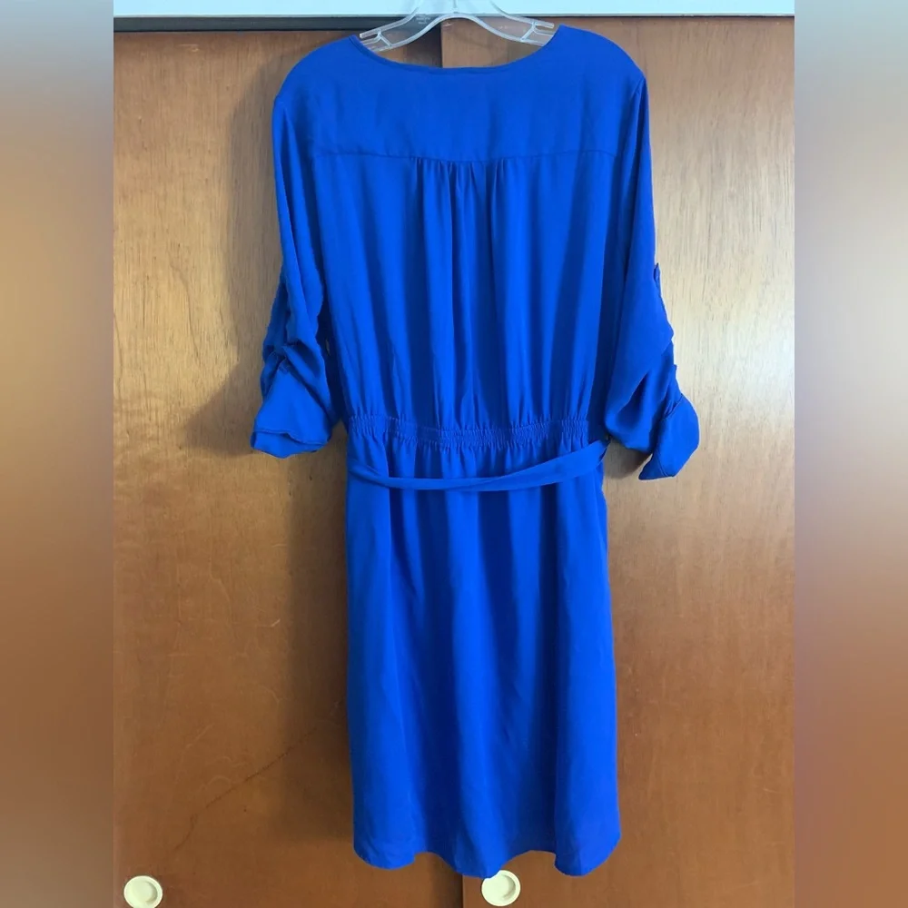 Women’s Dress - Picture 3 of 5